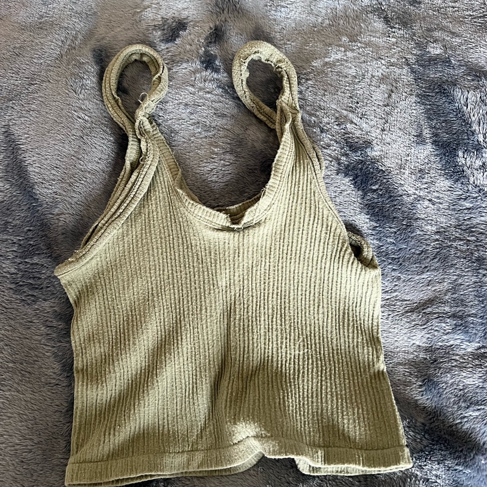 Light green scoop neck boho urban outfitters crop top super soft size xs/s
